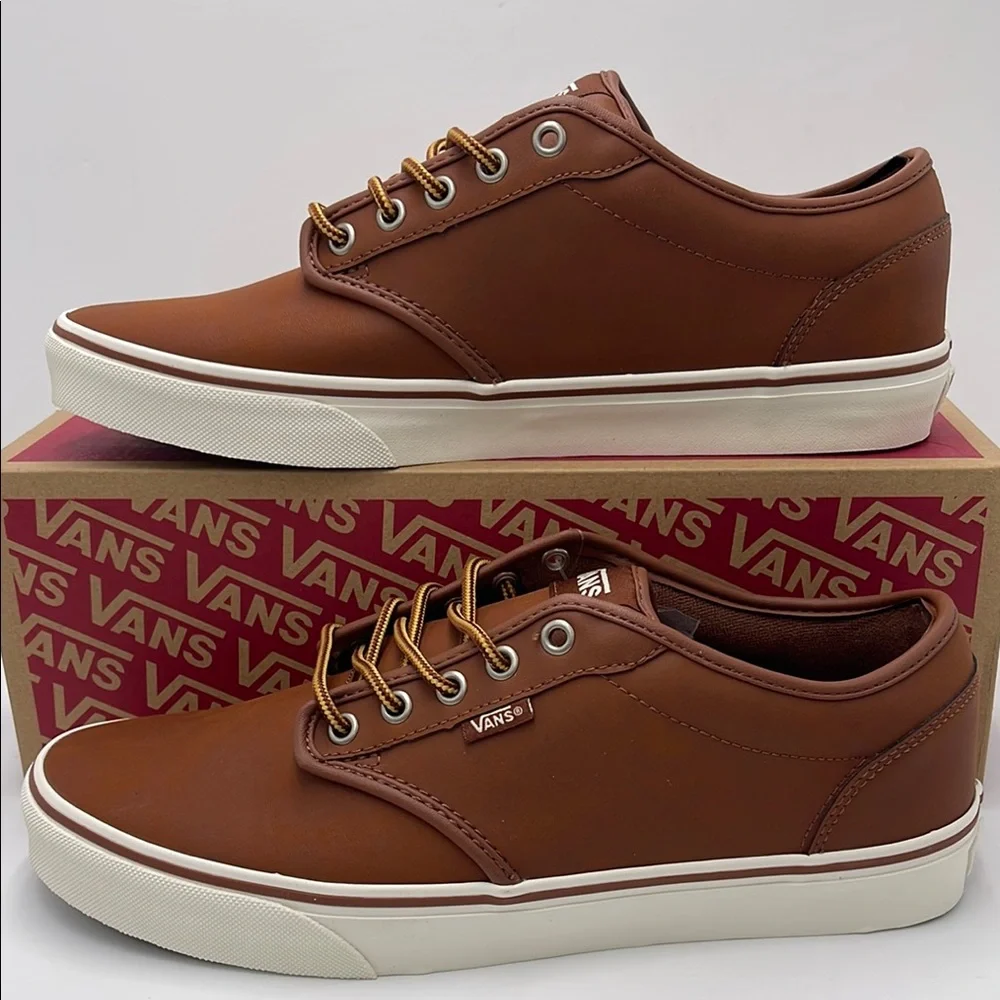 Vans Men’s Brown Leather Sneakers White Accents Atwood (Leather)Brown/Mashmallow
